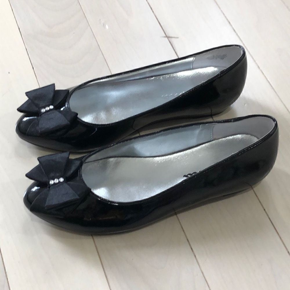 Nina Youth Pegasus Black Patent Leather Bow Ballet Flats Black Size 5M